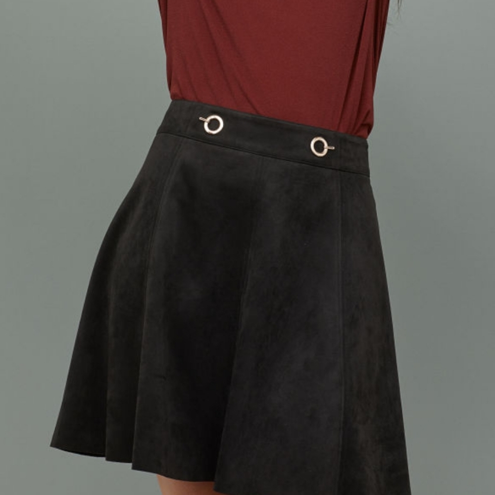 H&M Short A-line faux suede skirt